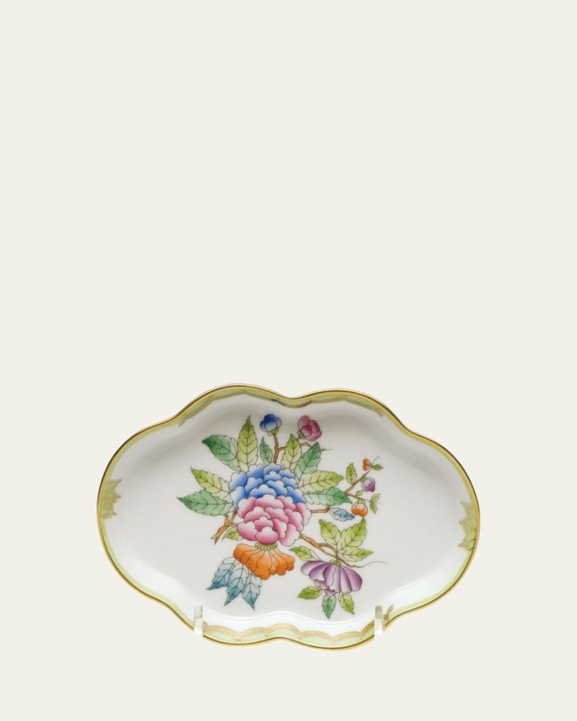 Queen Victoria Green Small Scalloped Tray